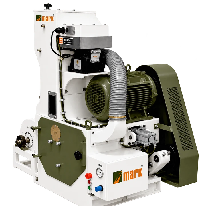 Pneumatic husker with vibrator